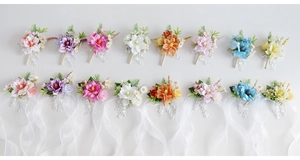 Collection de corsages de mariage en soie colorée et fleurs de poignet avec rubans et perles