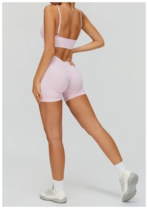 Ensemble sport en tricot sans couture rose avec short à taille en V et texture côtelée