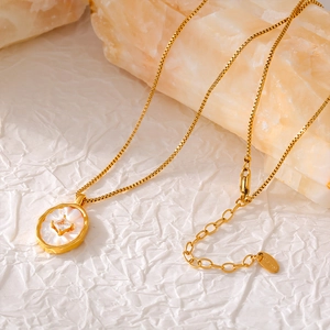 French vintage oval mother of pearl pendant necklace with zircon in 18k gold plated steel