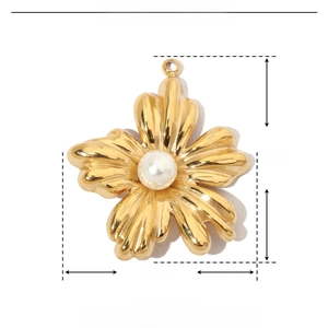 Detail of flower heart pendant with pearl inlay, 23mm x 26mm stainless steel charm
