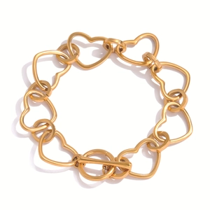 Classic 18K gold stainless steel heart link bracelet with elegant toggle clasp closure