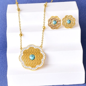 Exotic vintage hollow flower jewelry set with turquoise stones and necklace earring studs