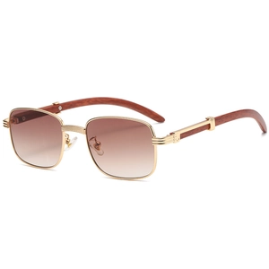 Retro square sunglasses with gold metal frame, wood temples and brown gradient lenses