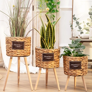 Hand Woven Straw Flower Pot Stand Wooden Legs Indoor Plant Basket Waterproof Lining Nordic Rustic Home Decor