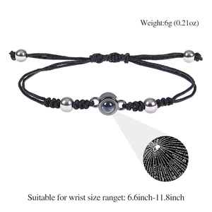 Bracelet tressé noir réglable avec pierre de projection argentée Je t'aime en 100 langues