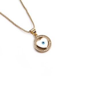 Collier doré avec pendentif en forme de cœur, œil bleu porte-bonheur et petits zircons