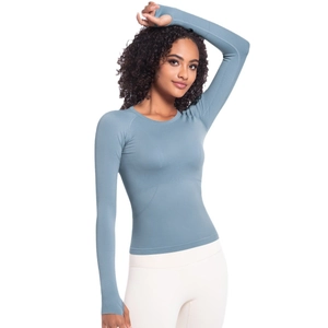 Women's long sleeve slim fit sports T-shirt in misty blue with thumb holes for yoga