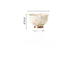 Detailed specs of ceramic daisy bud tea cup showing 40ml capacity and 6.7cm diameter