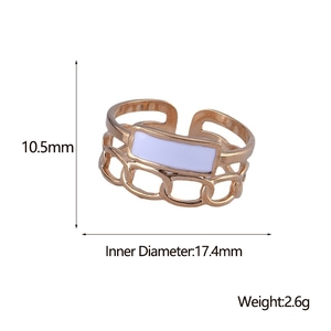 Retro hollow chain ring in 18K gold plated steel with white enamel rectangle inserts