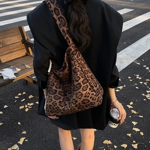 2025 autumn vintage leopard print tote bag with large capacity for women casual use