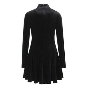Vue arrière d'une robe mini en velours noir à manches longues et fermeture éclair cachée