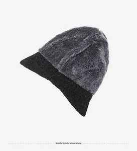 Detailed interior view showing thick grey fleece lining of a men's winter knit beanie