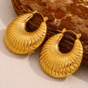Minimalist 18K gold-plated stainless steel hoop earrings with textured shell pattern