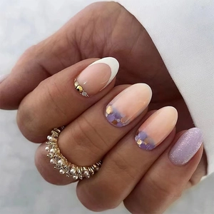 Faux Ongles Ovales Français Violet Taro Feuille Or Strass Paillettes Doux À La Mode Pour Femmes