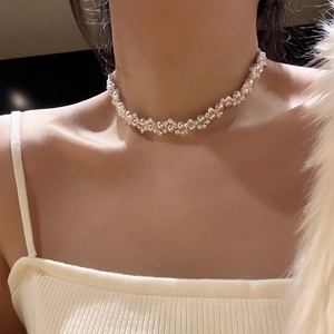 Elegant woven pearl and zircon choker necklace for women with silver-white beads
