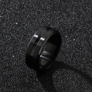 8mm two-tone titanium steel men's ring with black brushed center and polished edges