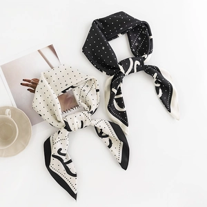 Women Satin Square Scarf Leopard Print Chain Pattern Satin Like Neckerchief Head Wrap Fashion Accessory