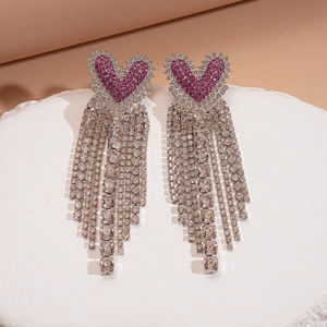 Boucles d'oreilles cœur en strass rose avec franges pendantes en argent brillant
