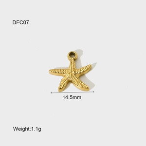 Detailed 14K gold starfish pendant with 14.5mm width and 1.1g weight specification