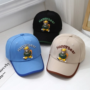 Tre cappellini da baseball per bambini in blu nero e beige con ricamo orsetto