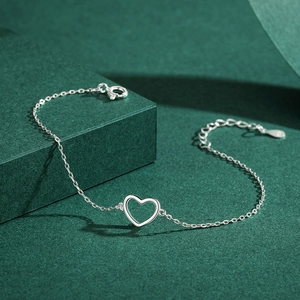 Minimalist S925 sterling silver heart bracelet with hollow pendant and thin link chain