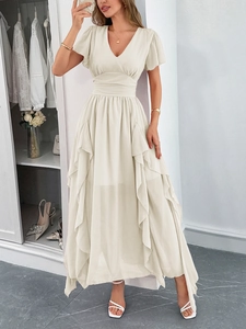 Elegant V-neck short sleeve maxi dress with high waist and ruffle details in cream white