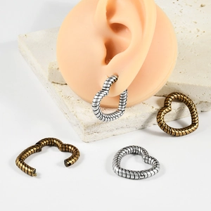 Retro heart-shaped hoop earrings with spiral texture in antique gold and silver finish
