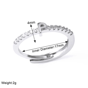 Detailed view of silver letter P ring with dimensions 17mm inner diameter and 4mm height