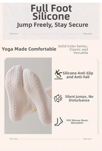 Detailansicht weißer Yoga-Socken mit rutschfesten Silikon-Grips und dicker Frottee-Qualität