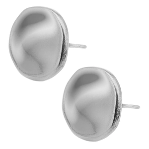 Close-up of silver pebble-shaped earrings with 304 stainless steel hammered texture