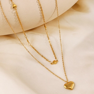 Collier double rang en acier inoxydable doré avec pendentif cœur sur tissu doux