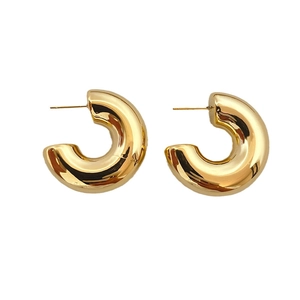 Minimalist thick C-shape gold-plated hoop earrings with a polished mirror finish for women