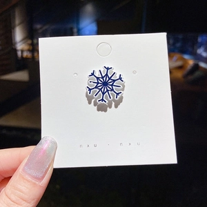 Cute blue and white snowflake alloy brooch on gift card for Christmas accessories