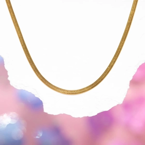 Elegant gold-plated stainless steel snake chain necklace with flat textured scales