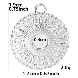 Detailed size specifications for silver sunburst pendant with 1.9cm height and 1.7cm width