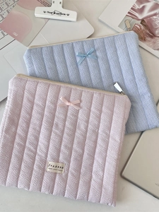 Housse ordinateur 13 pouces à rayures en coton matelassé avec petit nœud