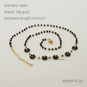 Detail of 18k gold plated stainless steel necklace with black crystal beads specifications