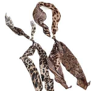 Retro Chiffon-Halsband mit Leoparden- und Schlangenmuster für Vintage-Ästhetik