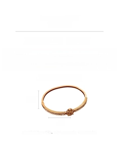 Dettagli del bracciale a quadrifoglio in oro rosa da 10,1g con dimensioni 5,8cm x 6cm
