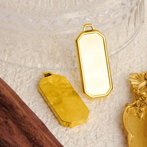 Minimalist 304 stainless steel rectangular gold pendants with sleek faceted edge design