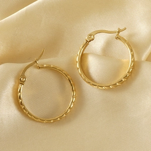 Classic 18K gold plated titanium steel hoop earrings with elegant spiral texture design