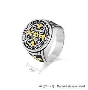 Detail of Saint Benedict exorcism cross ring showing 21mm diameter and 21g weight specs