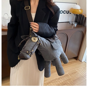 Creative horse-shaped crossbody bag in grey canvas with brown leather details