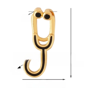 Detailed size specifications for a gold stethoscope pendant with 1.5mm hole diameter