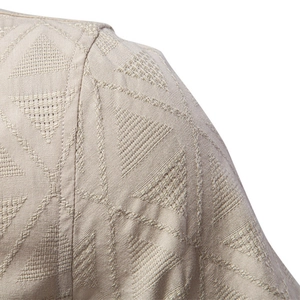 Men's summer short sleeve shirt with beige jacquard geometric triangle texture pattern