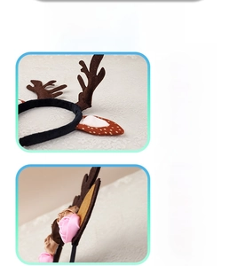 Détail d'un serre-tête de Noël avec bois en feutrine, armature en fer et roses en soie