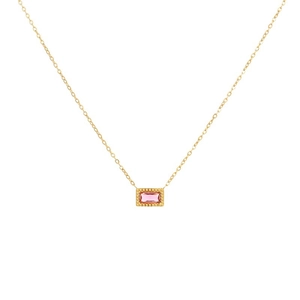 Detail einer Vintage-Goldkette mit rosa rechteckigem Edelstein und Milgrain-Verzierung