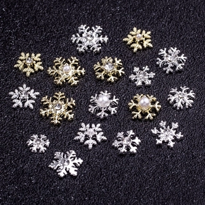 Snowflake Nail Art Charms Alloy Metal Rhinestone Faux Artificial Pearl Winter Christmas Manicure Jewelry Decorations Gold Silver