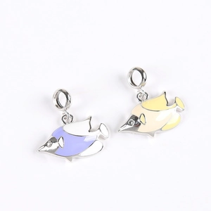 Pendentifs poissons tropicaux en argent S925 avec émail coloré et yeux en cristal