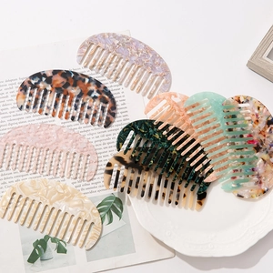 Minimalist marble pattern acetate hair combs in tortoise shell finishes and colors